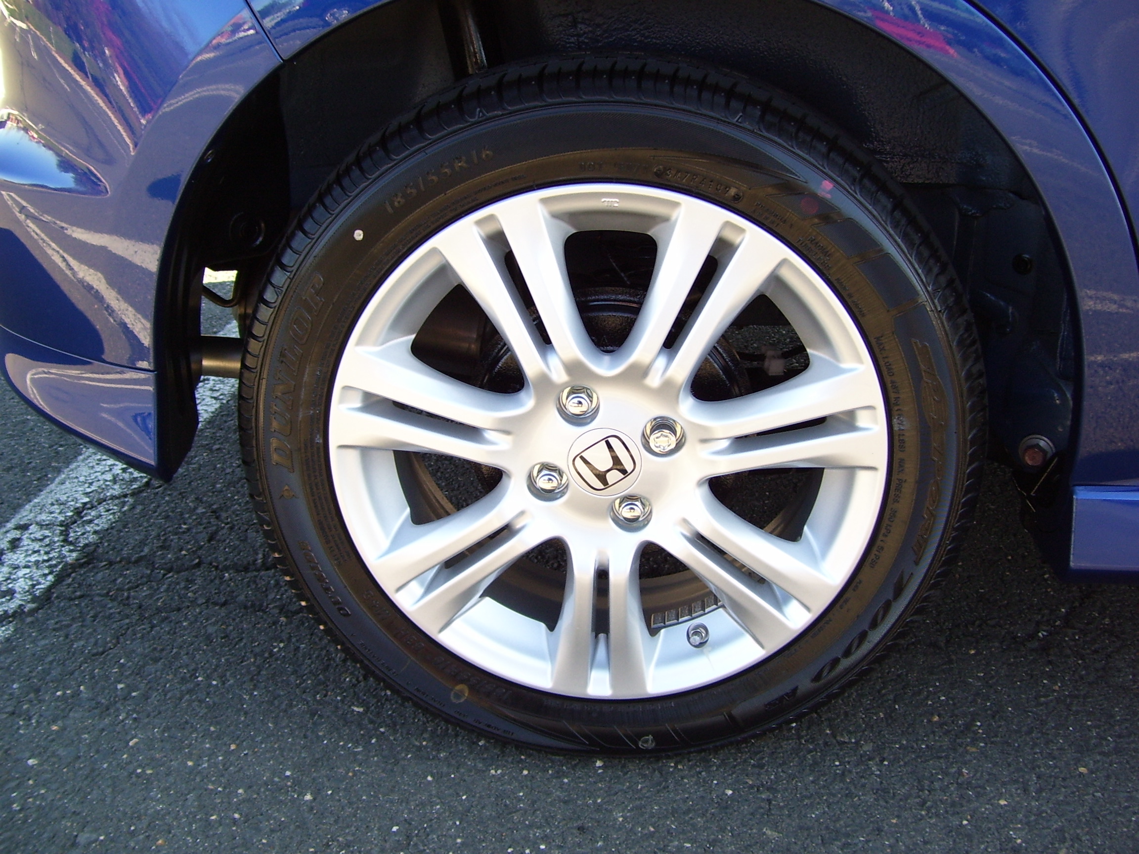 2010 Honda fit tire size